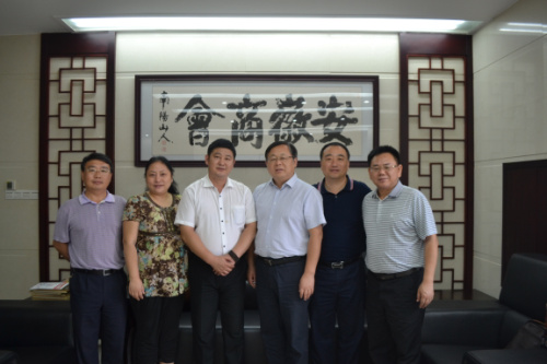 淮北市商务局一行莅临我商会参观学习